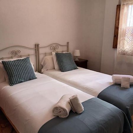 Apartamento Puerta Real Sevilla Kültér fotó