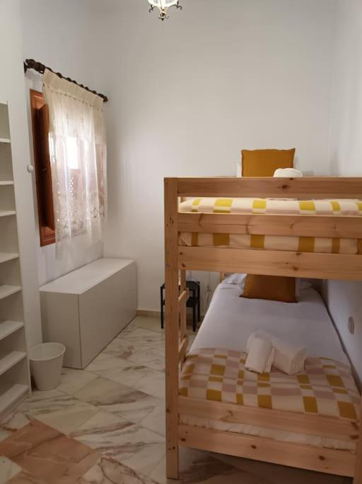 Apartamento Puerta Real Sevilla Kültér fotó