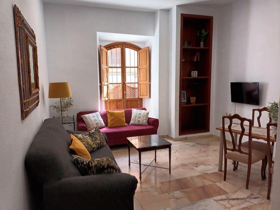 Apartamento Puerta Real Sevilla Kültér fotó