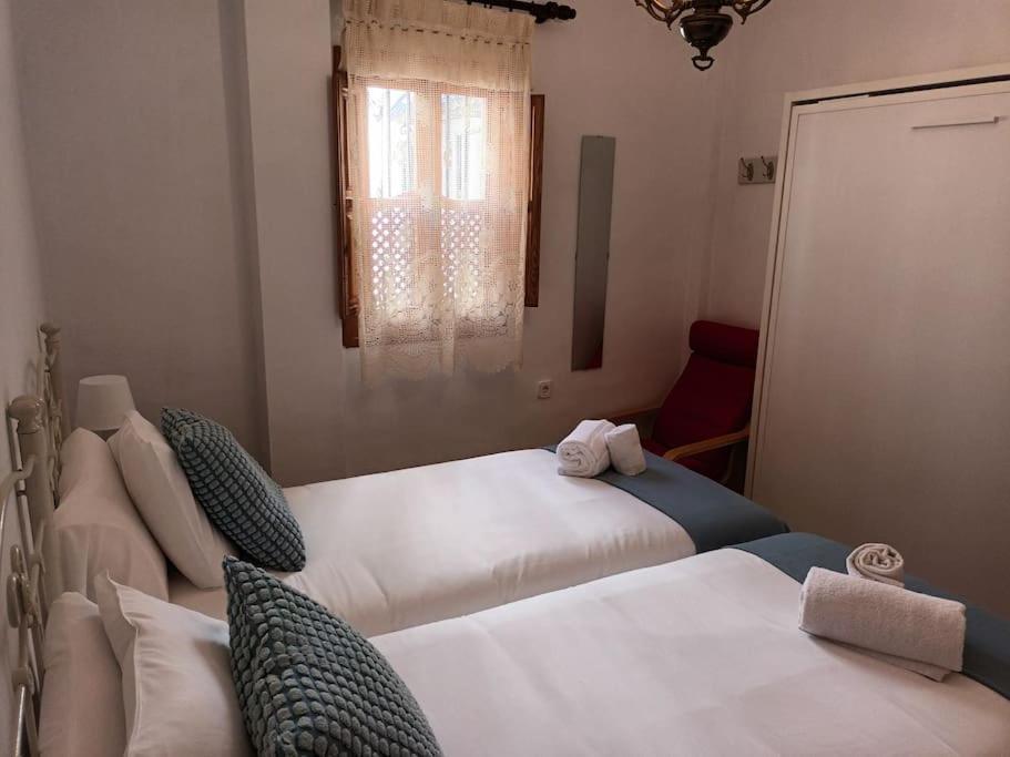 Apartamento Puerta Real Sevilla Kültér fotó