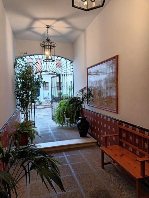 Apartamento Puerta Real Sevilla Kültér fotó