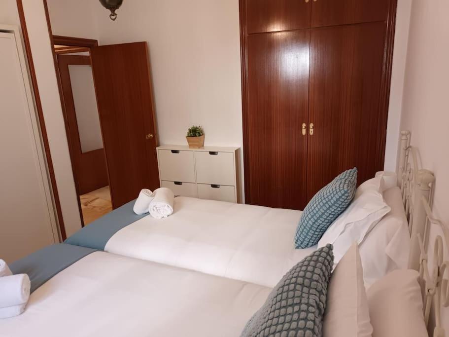 Apartamento Puerta Real Sevilla Kültér fotó